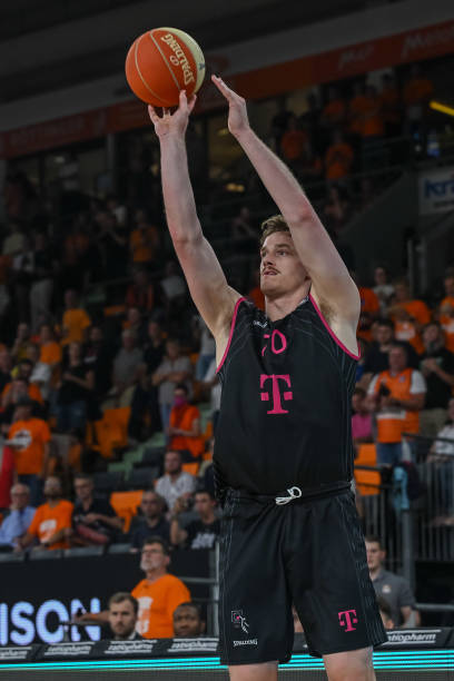 萨巴伦卡在 萨巴伦卡在